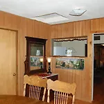 6S Fretzs Den