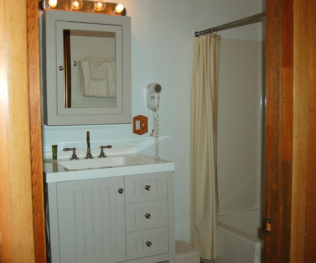 Chalet 6s Fretzs Den South Wawona